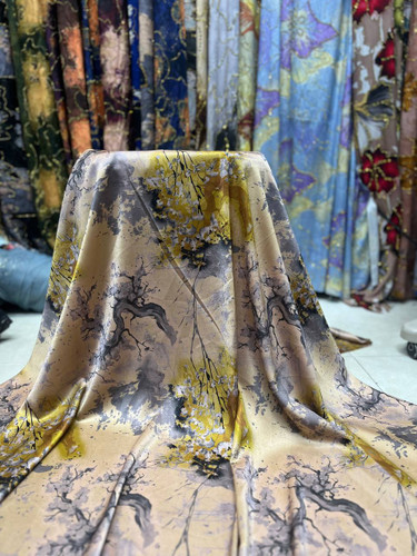 لنین ابریشم